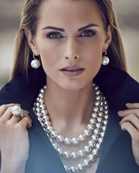 Olivia Culpo poses in layers of elegant and timeless south sea pearls